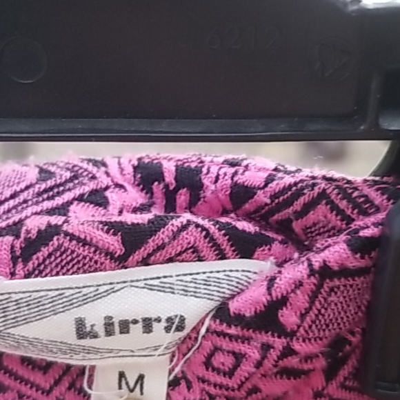 Shorts - Picture 3 of 3